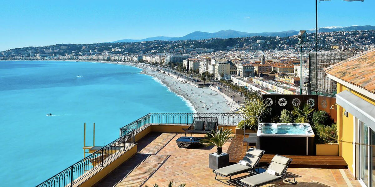 À Nice, l’hôtel La Pérouse change de mains, d’Extendam à la Compagnie Hôtelière de Bagatelle