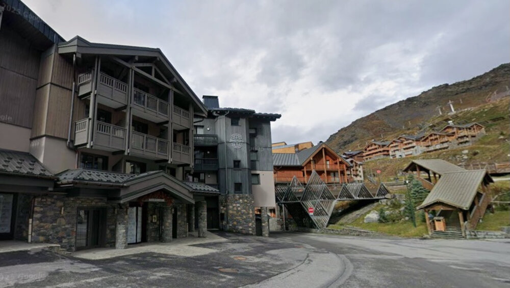 Un incendie se déclare dans un hôtel 5 étoiles - une cinquantaine de personnes évacuées en urgence au pied des pistes
