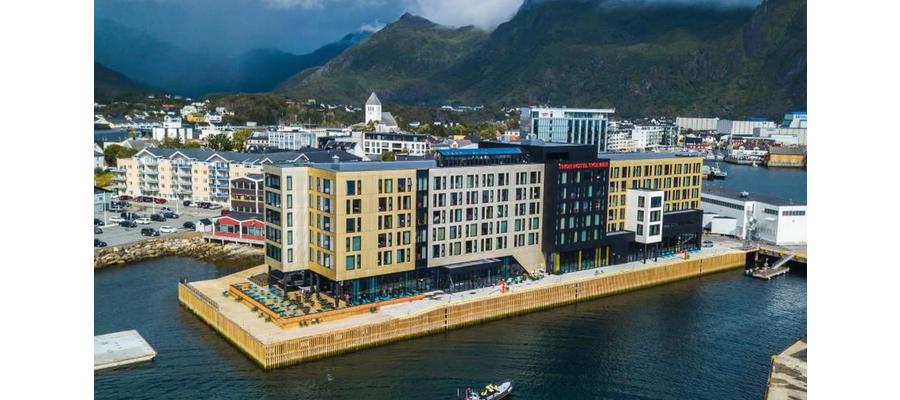 Hotelldirektør mener eiendomsinvestorer ødelegger det profesjonelle markedet i Lofoten