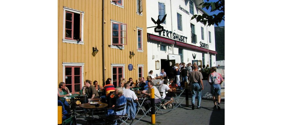Turist-invasjon: Ølet har blitt 29 prosent billigere