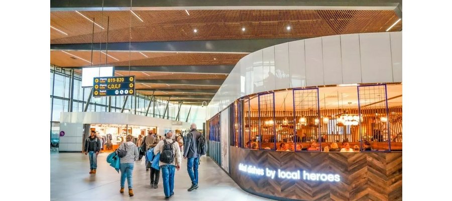 Utenlandspassasjerer sørget for vekst i flytrafikken i juli
