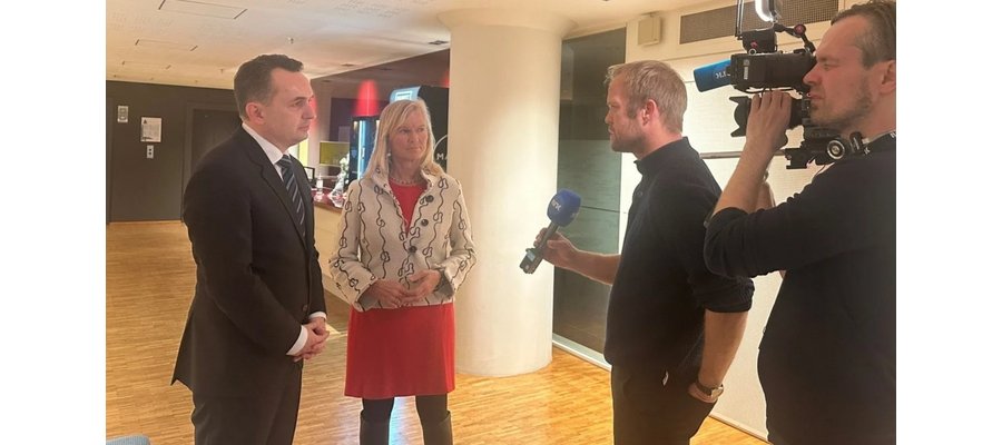 Advokatfirma slakter turistskatten