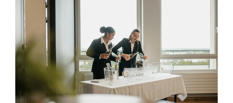 Fler tjejer söker sig till besöksnäringen