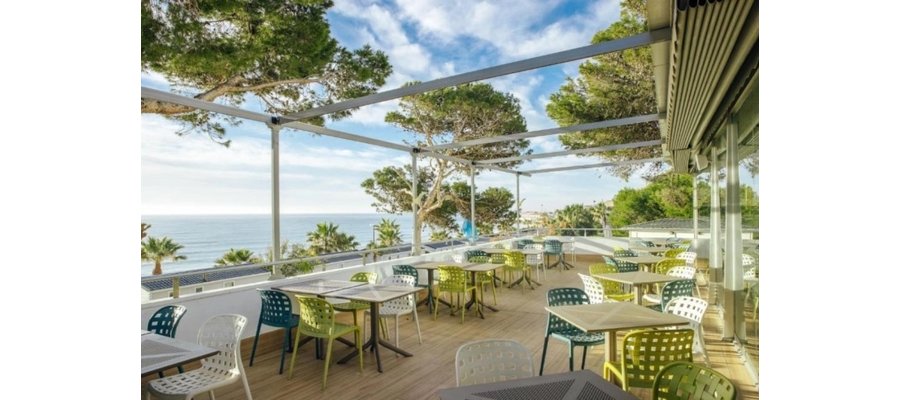 ESG Tendances Pierre fait son entrée sur le marché espagnol de l’hôtellerie de plein air avec l’acquisition du camping Alannia Costa Dorada