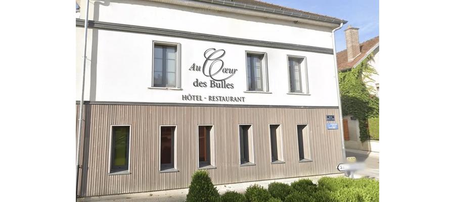 Un chauffe-eau en panne pendant 16 mois : un hôtel-restaurant d'un village contraint à une fermeture administrative, il met en cause la mairie