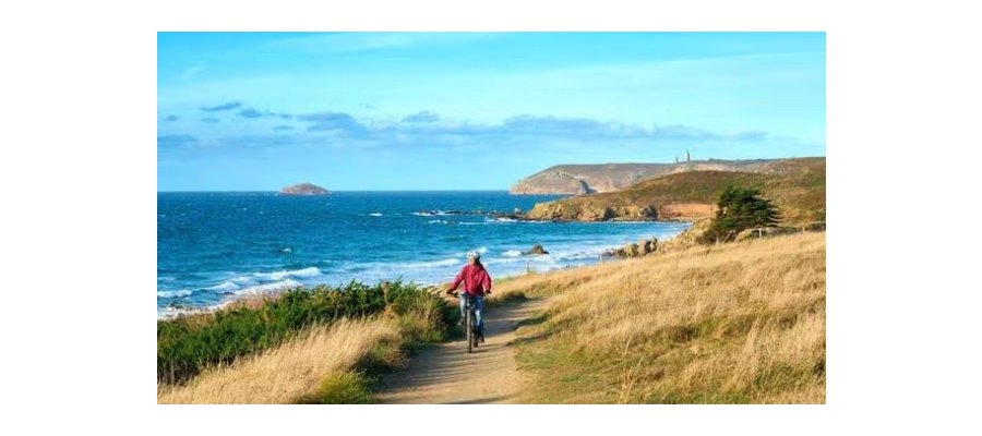 Vacances 2026 : la Bretagne est la région française la plus plébiscitée, la Normandie en 3e position