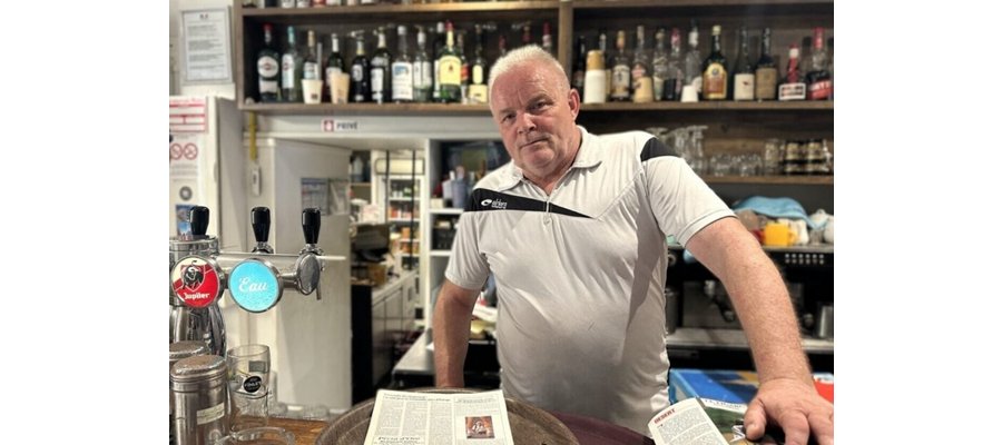 Sorti de l'école hôtelière à 17 ans, Didier, 63 ans, cherche un repreneur pour sa brasserie du centre-ville d'Alençon