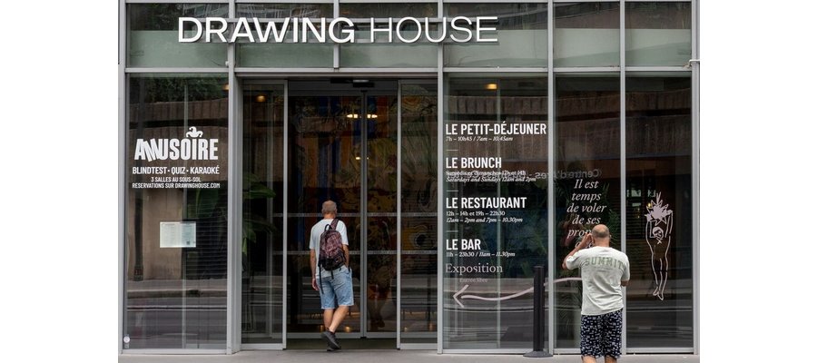 Couples, voyageurs en transit… À Paris, le « day use », la location de chambres d’hôtel en journée, en plein essor