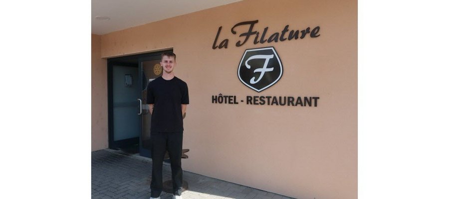 À 24 ans, il reprend l’hôtel-restaurant où il a débuté comme apprenti à 15 ans