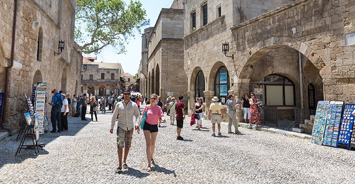 TUI sender turister til Rhodos igjen