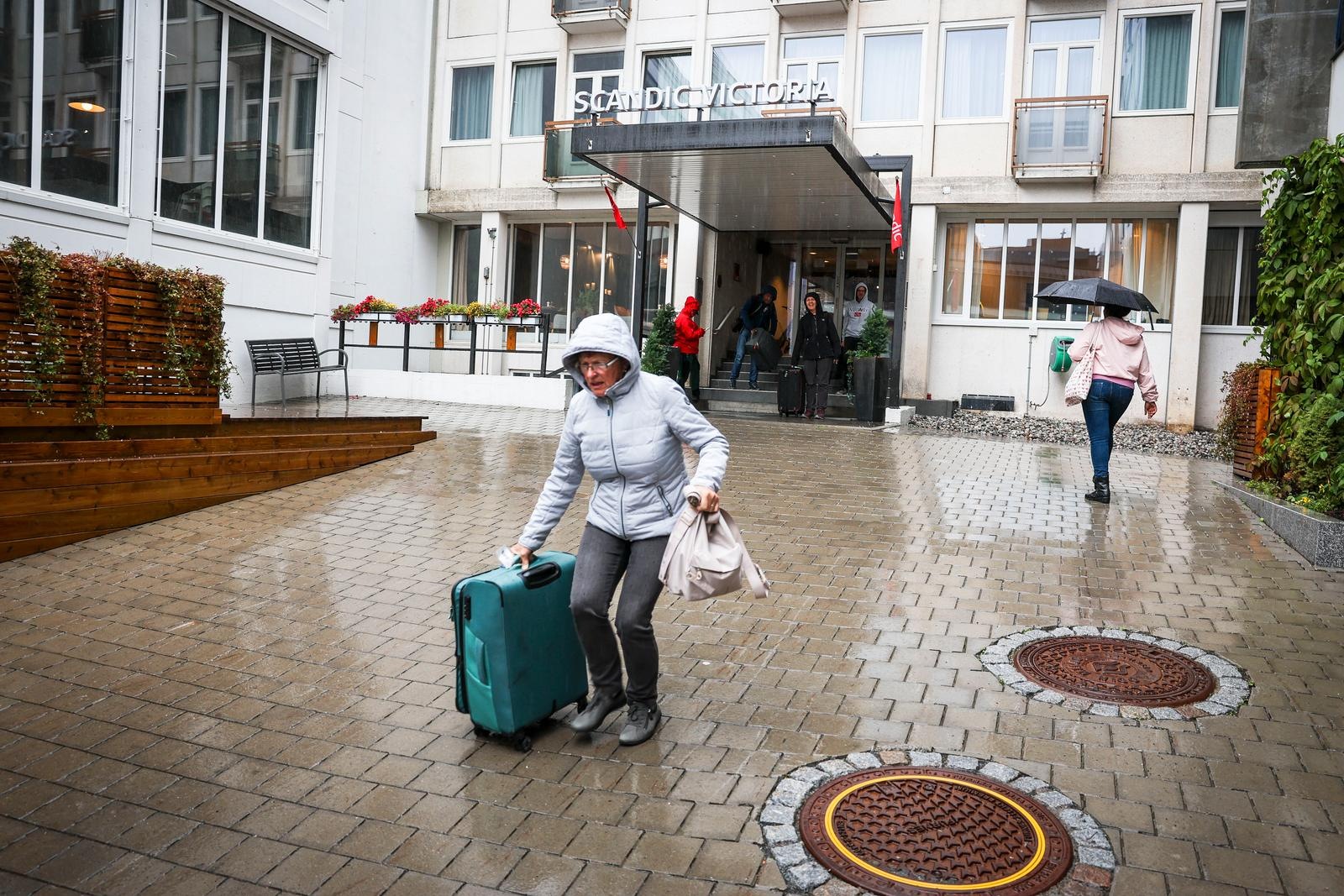 Turister i ekstremværet: − Vilt og vakkert!