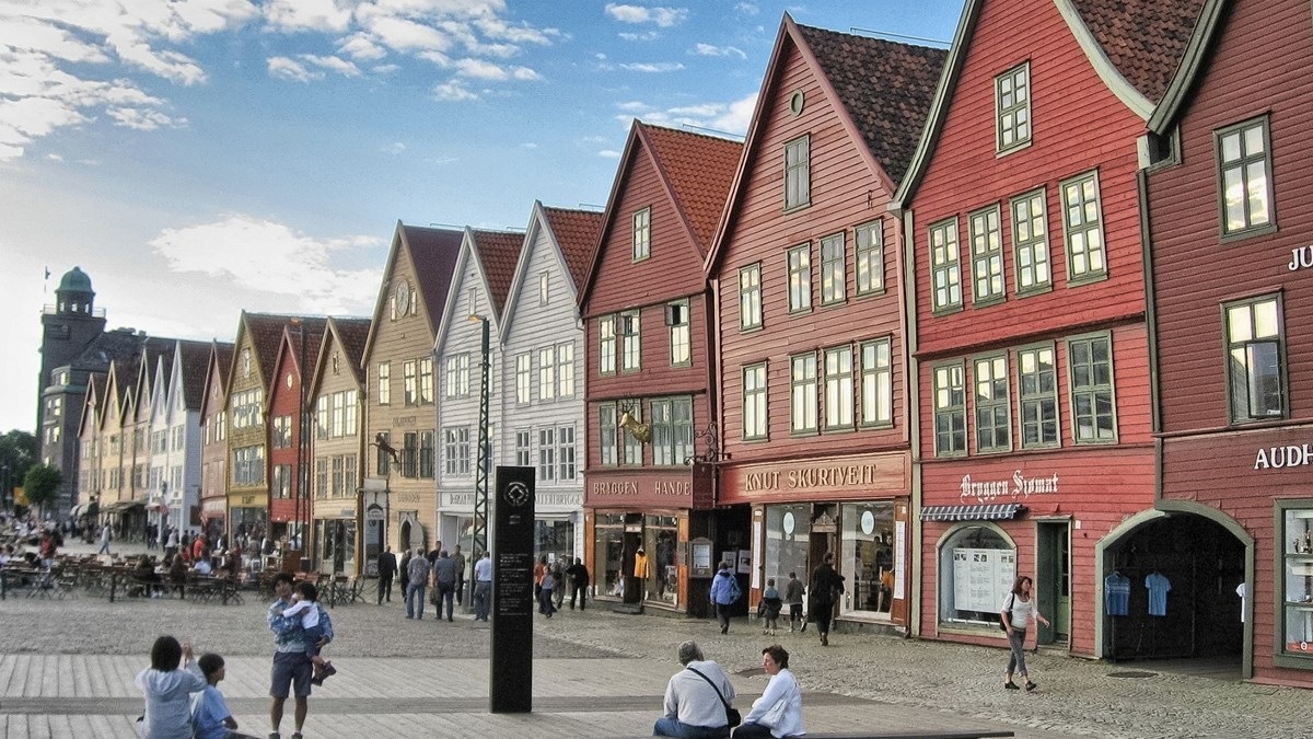 Høyre tar ledelsen