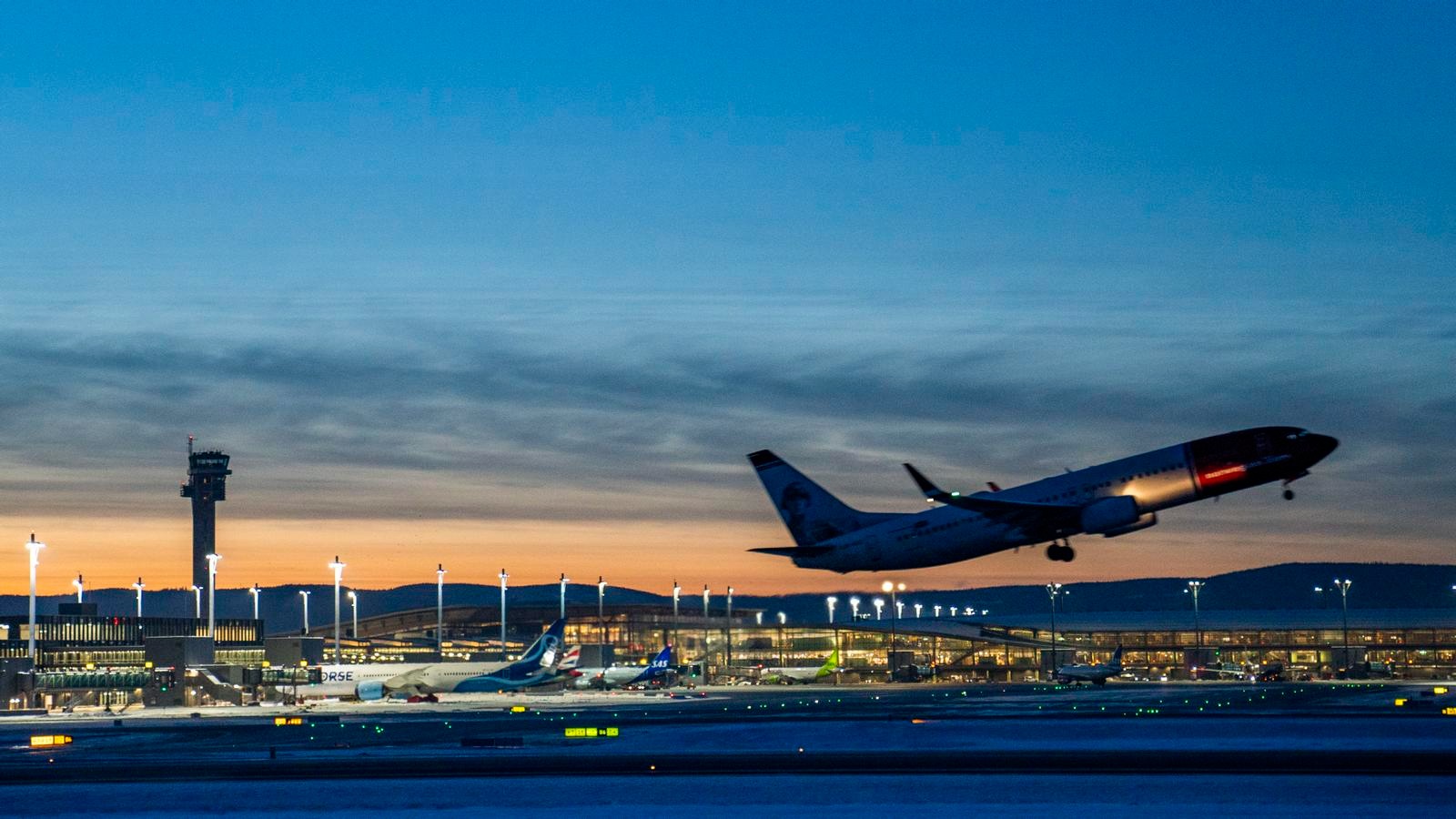Punktlighet: Presisjonsarbeid på Oslo Lufthavn (OSL)