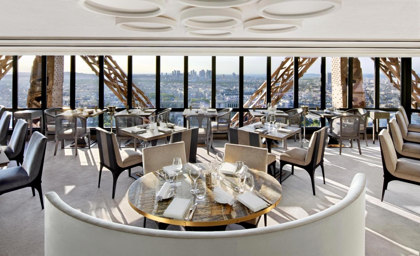 Stjerner til Eiffeltårn-restauranten