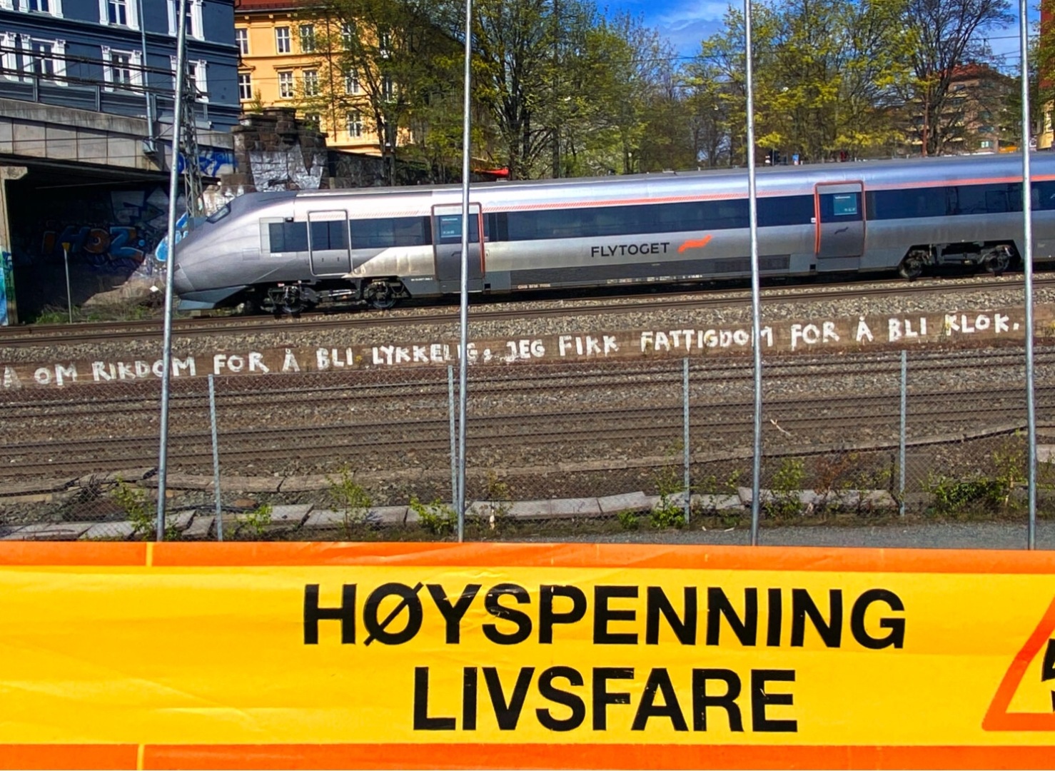 Flytoget kaster seg inn i kampen om Sørlandsbanen