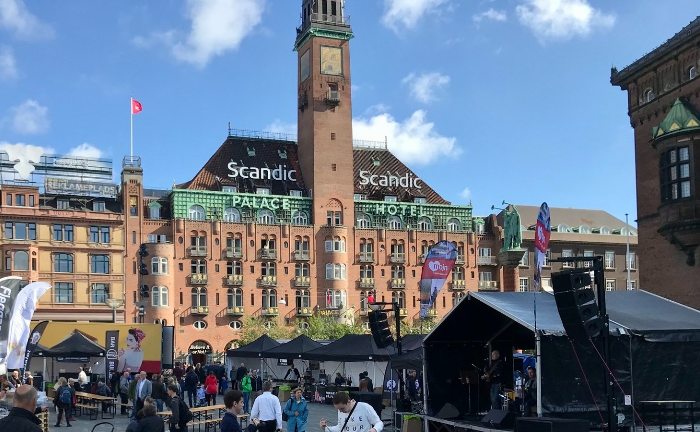 Hotellkjeden kaster ut spritflaskene