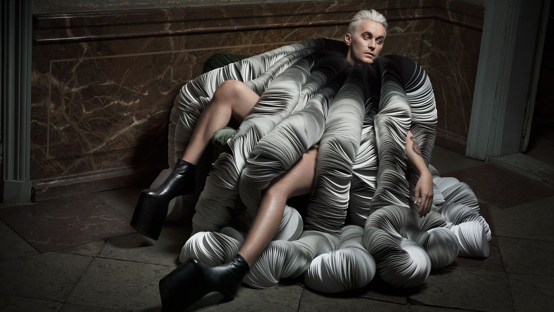 Görvälns Slott väcker nyfikenhet - slottselegans möter Haute Couture