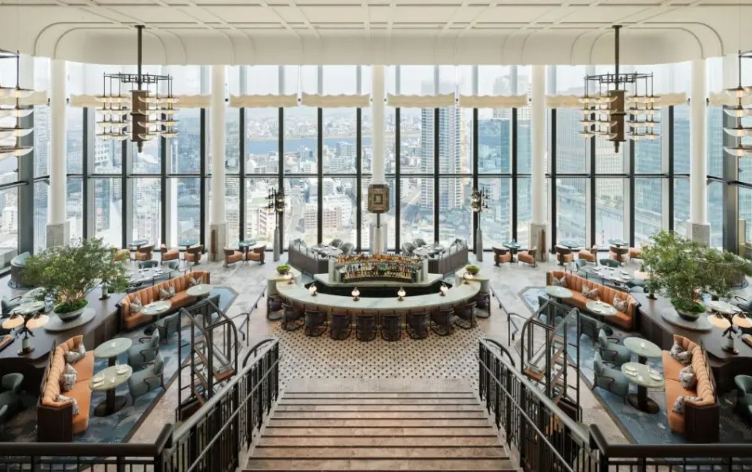 Første Waldorf Astoria i Japan