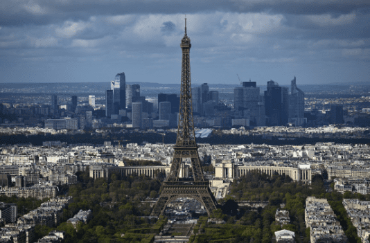 Amancio Ortega achète un hôtel dans le centre de Paris pour 97 millions d’euros