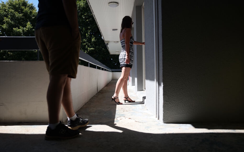 Quand la prostitution pourrit la vie des hôtels low-cost : « On se sent complètement démunis »