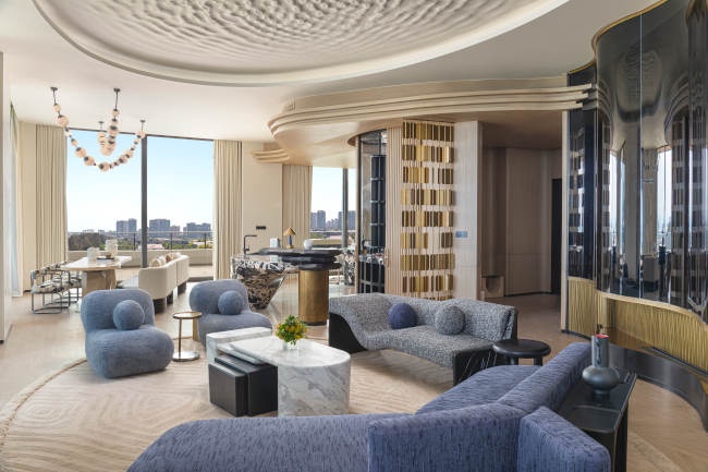 IHG touche le million