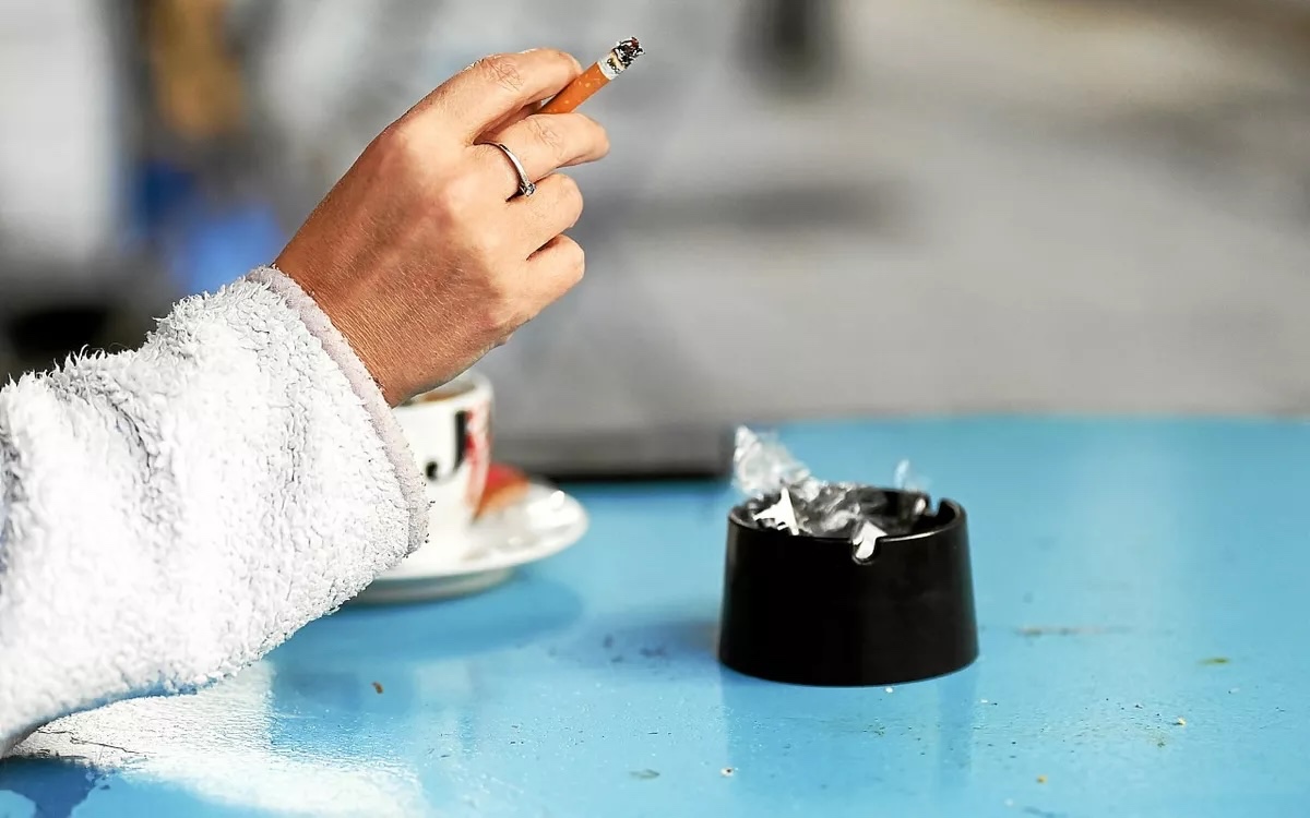 Espaces sans tabac : restaurateurs et cafés demandent « l’ouverture d’une concertation immédiate »