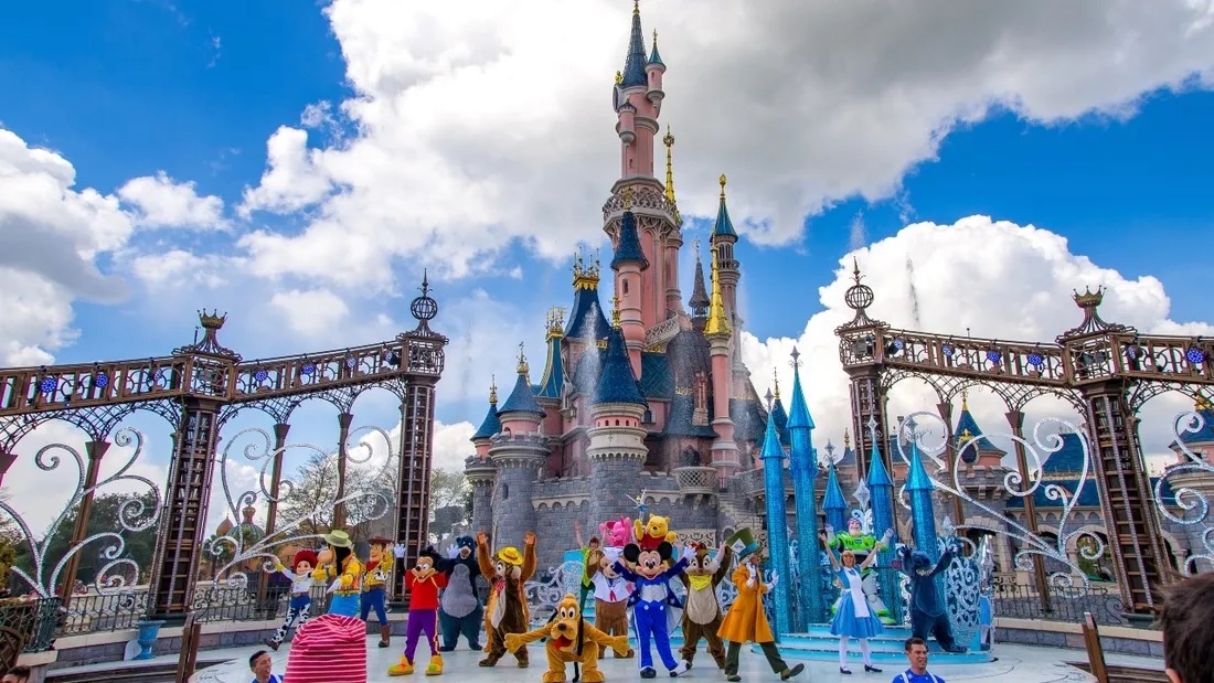 8 000 postes à pourvoir chez Disneyland, un grand casting à Nantes 