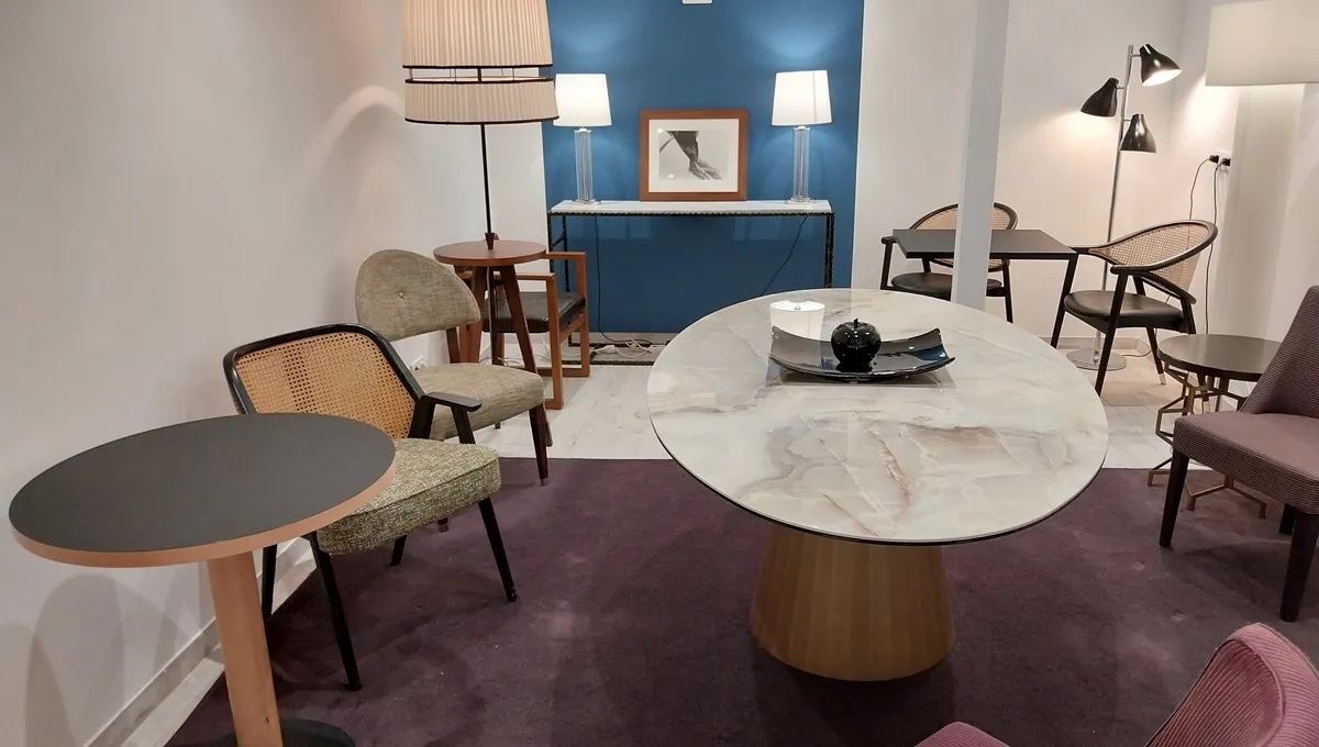 Le mobilier de l'hôtel emblématique du Palais de la Méditerranée à Nice mis en vente