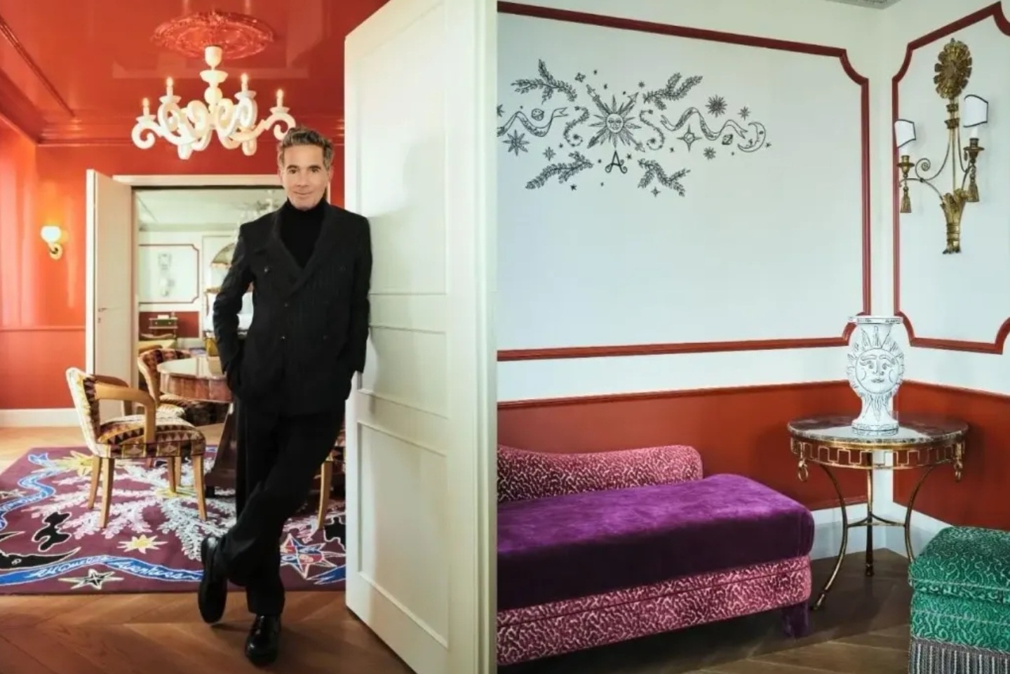 Hôtel l'Aventure : Quand Vincent Darré réveille l'âme arty et festive d'une adresse parisienne mythique.