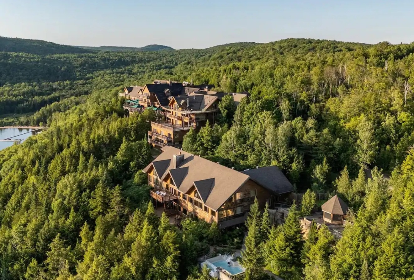 Le prestigieux Hôtel Sacacomie est endetté de 3,75 M$, et se place à l'abri de ses créanciers