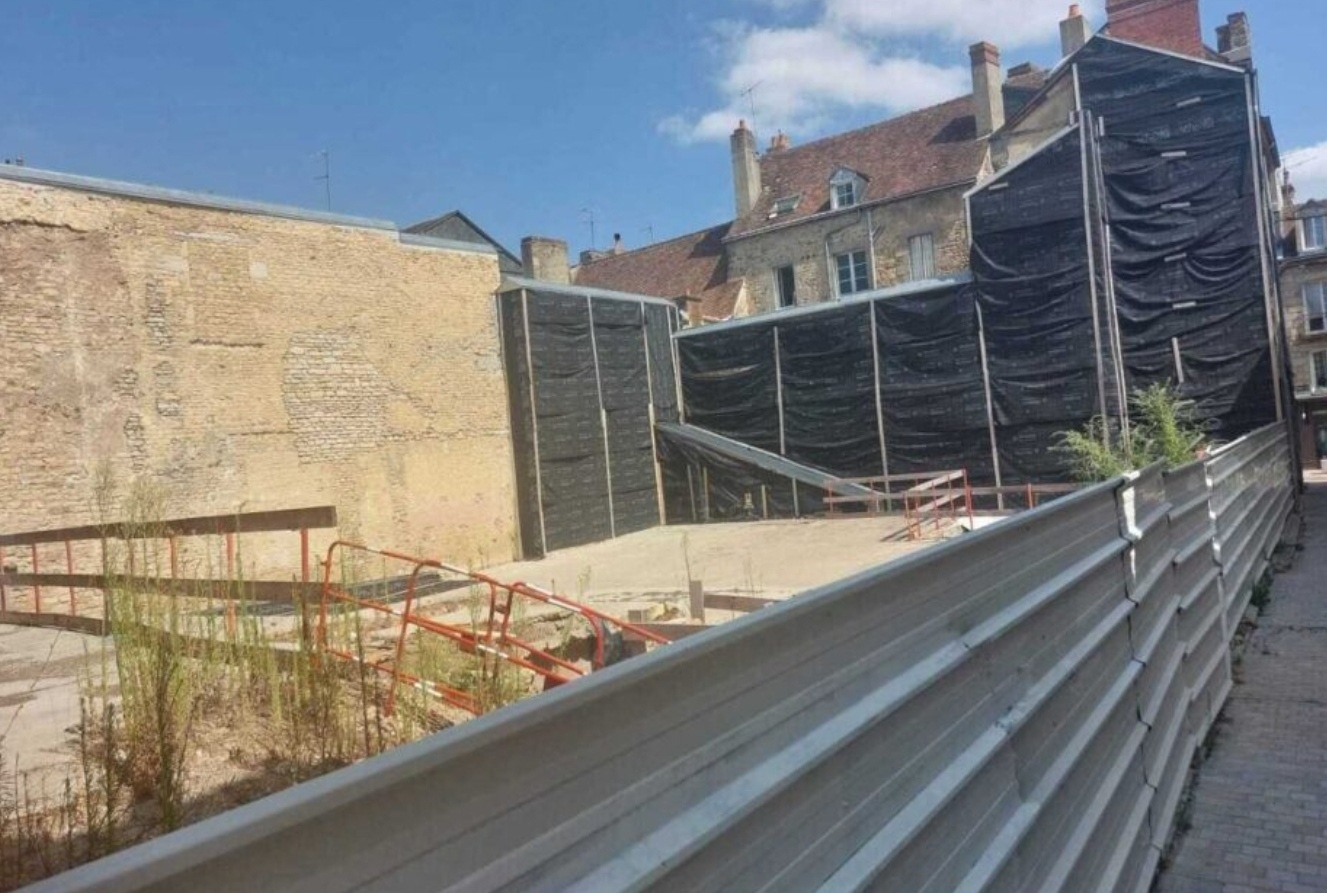 Le chantier est en stand-by depuis trois ans : où en est le projet d’hôtel à la place de l’ancien cinéma d’Alençon ?