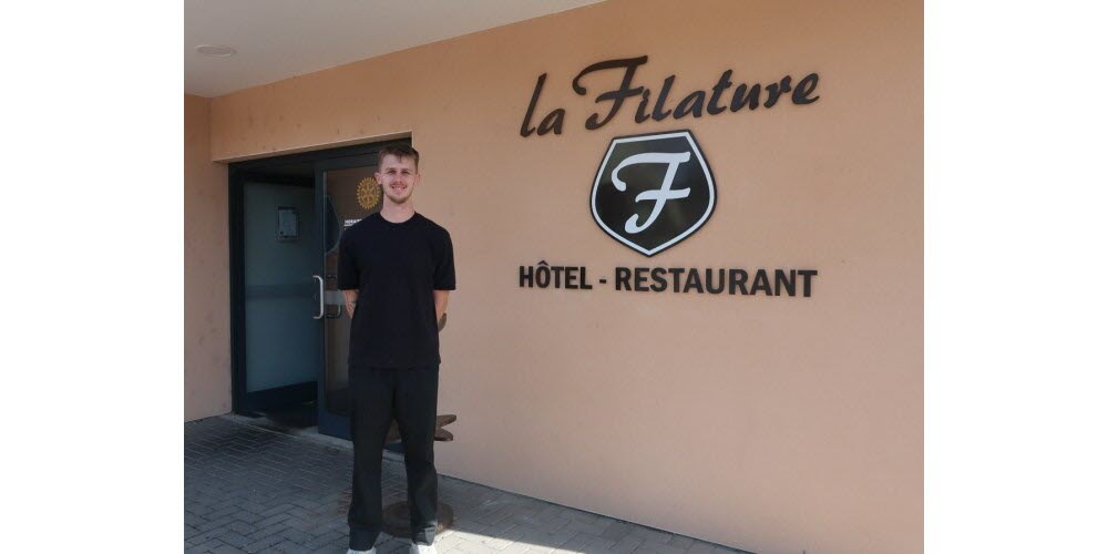 À 24 ans, il reprend l’hôtel-restaurant où il a débuté comme apprenti à 15 ans